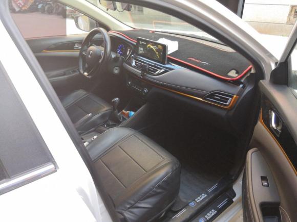 [济南·鲁A] 二手长安逸动DT2019款 1.6L 手动优享型 国VI