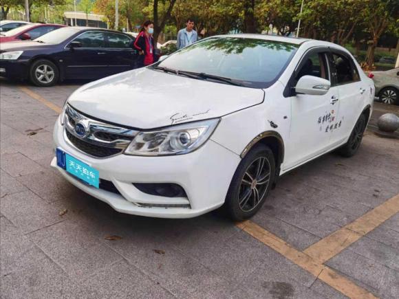 比亚迪速锐2015款 1.5L 手动豪华型「成都二手车」「天天拍车」