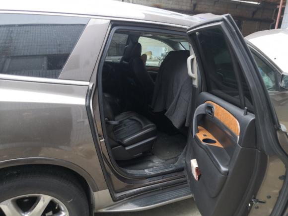 [佛山·粤W] 二手别克昂科雷2009款 3.6L CXL1精英版