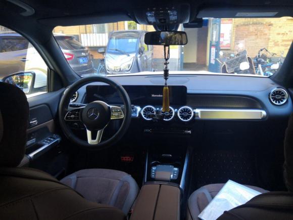 [北京·京A] 二手奔驰奔驰GLB2021款 GLB 200 动感型