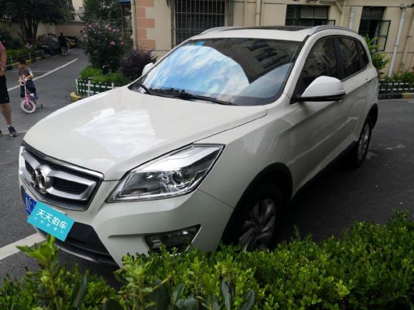 北汽绅宝绅宝X652015款 2.0T 手动舒适型「上海二手车」「天天拍车」