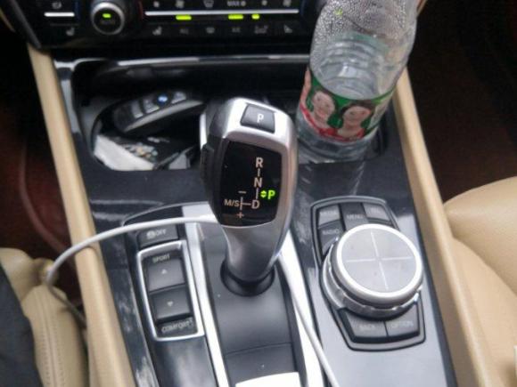 [西安·陕A] 二手宝马宝马5系GT2011款 535i xDrive豪华型