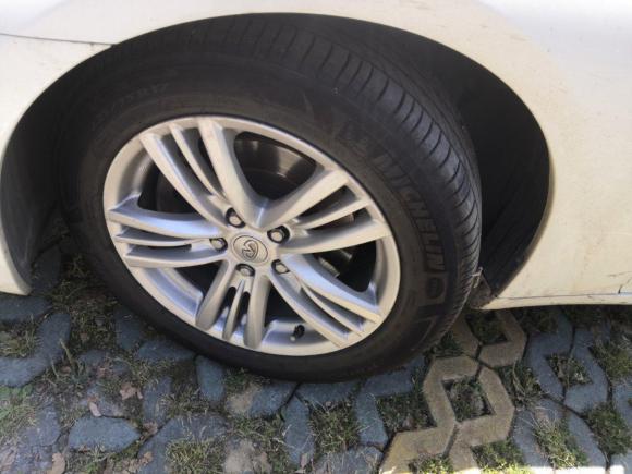 [南京·苏A] 二手英菲尼迪英菲尼迪G系2013款 G25 Sedan 豪华运动版