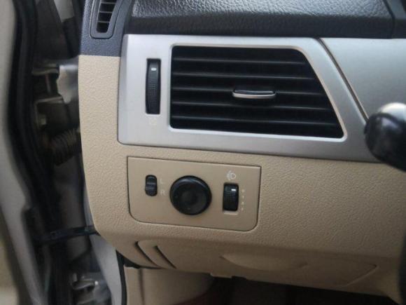 [深圳·粤B] 二手别克凯越2013款 1.5L 自动经典型