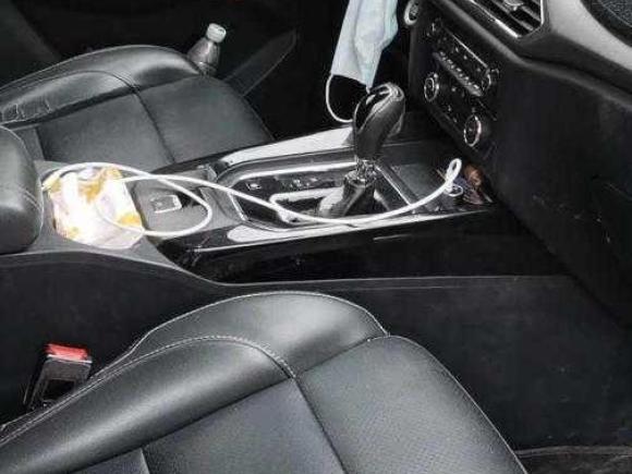 [佛山·粤E] 二手东风风光东风风光S5602018款 1.8L CVT尊贵型