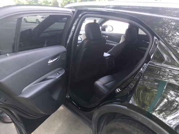 [广州·粤A] 二手凯迪拉克凯迪拉克XT42018款 28T 四驱领先型