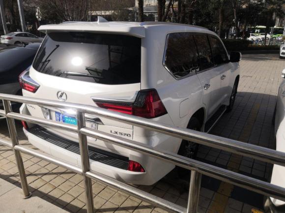 [西安·陕A] 二手雷克萨斯雷克萨斯LX2016款 570 动感豪华版