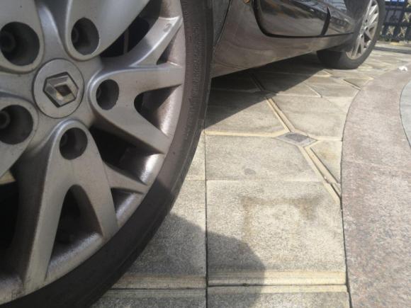 [青岛·鲁B] 二手雷诺风朗2013款 2.0L 豪华版