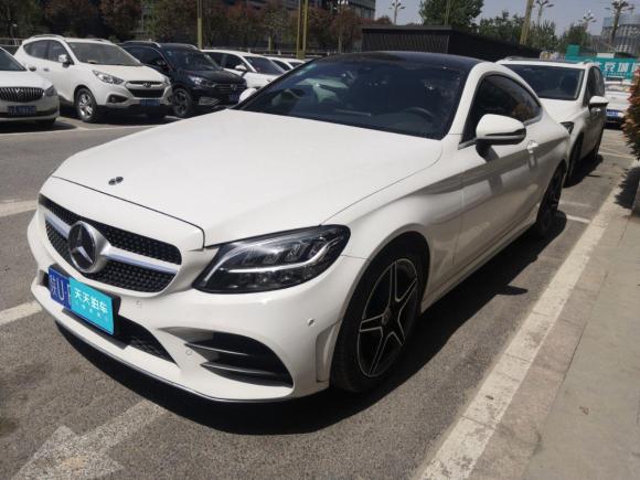 西安奔驰奔驰c级2019款c260轿跑车