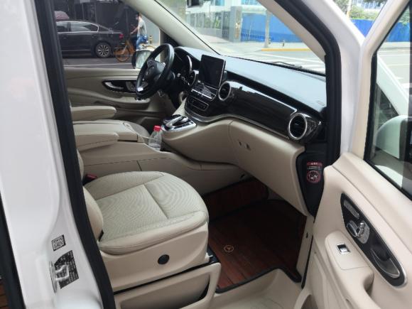 [北京·京L] 二手奔驰奔驰V级2017款 V 260 领航版