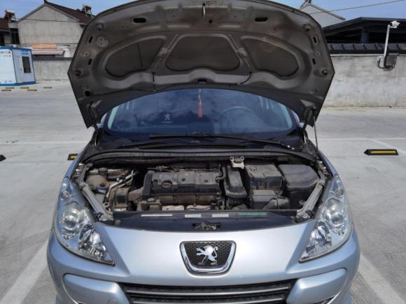 [无锡·苏B] 二手标致标致3072010款 三厢 1.6L 手动舒适版