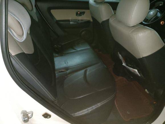 [义乌·浙G] 二手起亚秀尔2010款 1.6L AT GLS