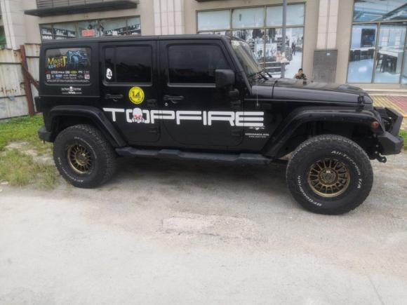 [佛山·粤E] 二手Jeep牧马人2017款 3.0L Sahara 四门舒享版