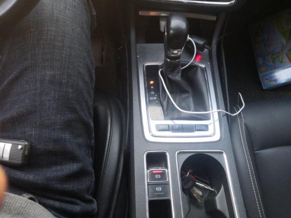 [青岛·鲁Q] 二手荣威荣威i62017款 20T 自动旗舰版