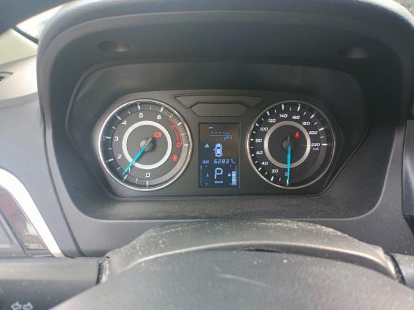 [上海·鄂A] 二手东南V5菱致2015款 plus 1.5L CVT智尊型