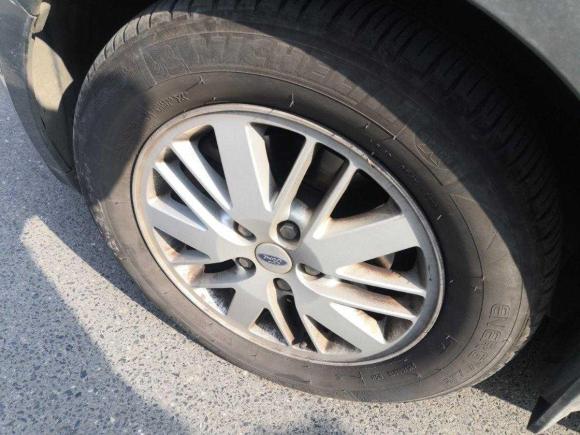 [南京·苏A] 二手福特麦柯斯2008款 2.3L 7座旗舰导航型