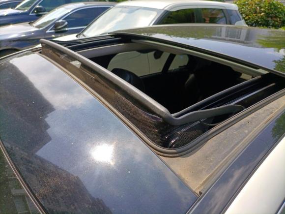 [南京·苏A] 二手奔驰奔驰C级2015款 改款 C 200 L 运动型