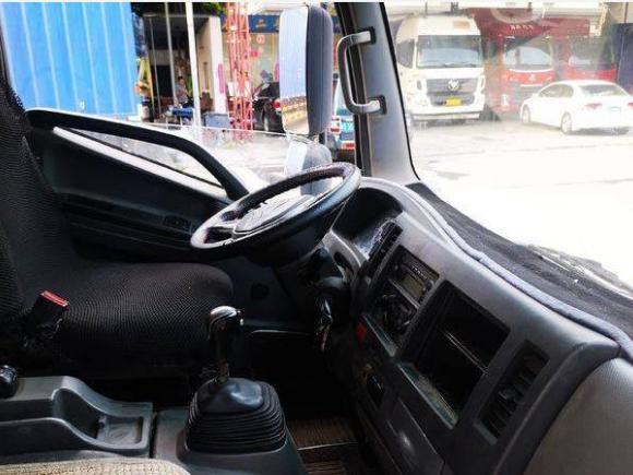 [佛山·粤A] 二手江淮轻型厢式货车2014年产 2.8T 柴油 手动