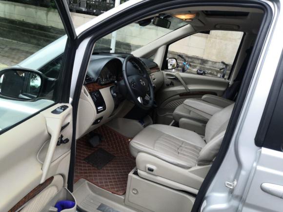 [成都·川A] 二手奔驰唯雅诺2010款 2.5L 尊贵版