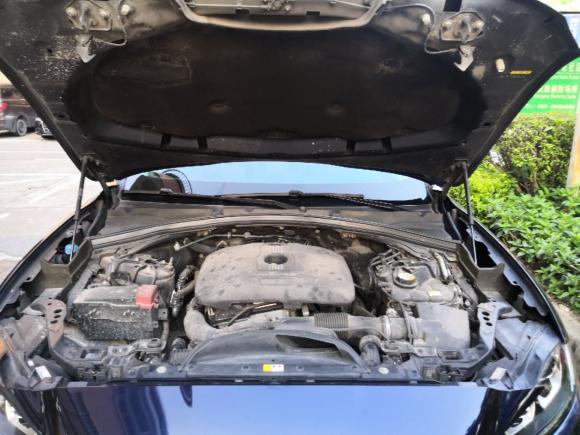 [广州·粤A] 二手捷豹捷豹F-PACE2016款 2.0T 两驱都市尊享版