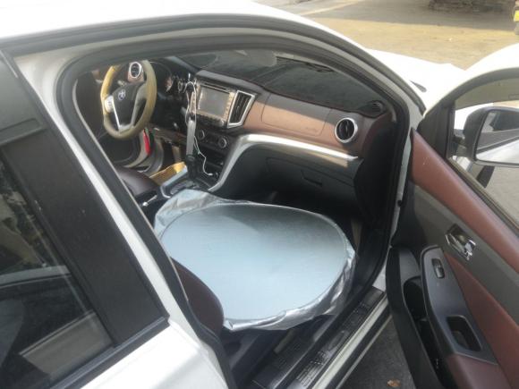 [佛山·粤X] 二手启辰启辰T70X2015款 2.0L CVT睿趣运动版