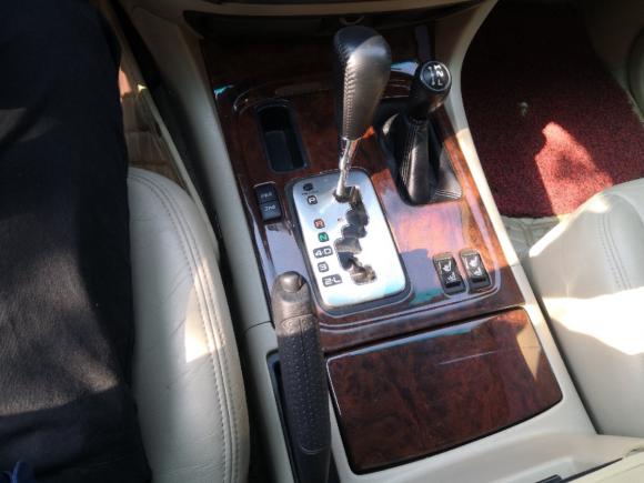 [青岛·鲁B] 二手丰田兰德酷路泽2005年   4.7L    自动 