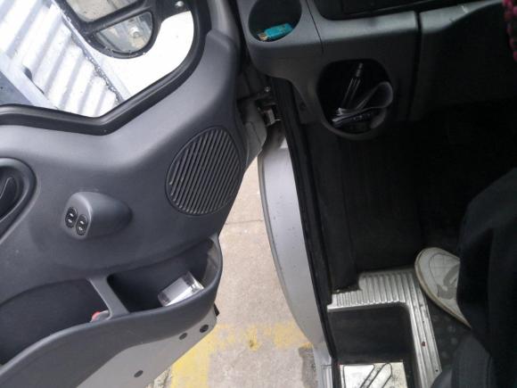 [金华·浙G] 二手福特新世代全顺2015款 2.4T短轴6座中顶多功能车