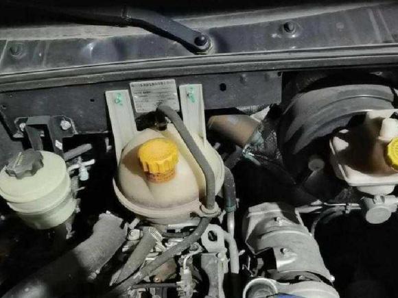 [义乌·浙G] 二手东风御风御风2020年上牌2.5T柴油手动6座版