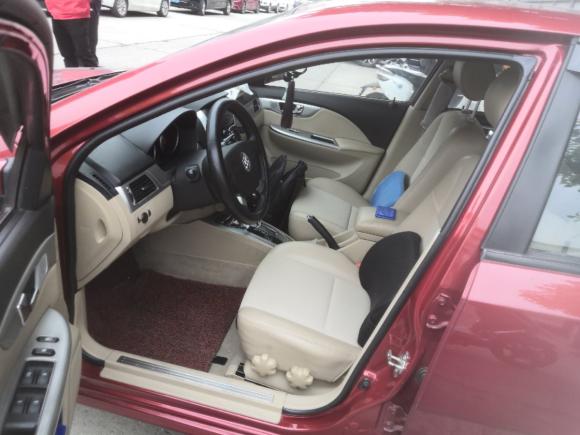 [上海·闽D] 二手别克凯越2013款 1.5L 自动经典型