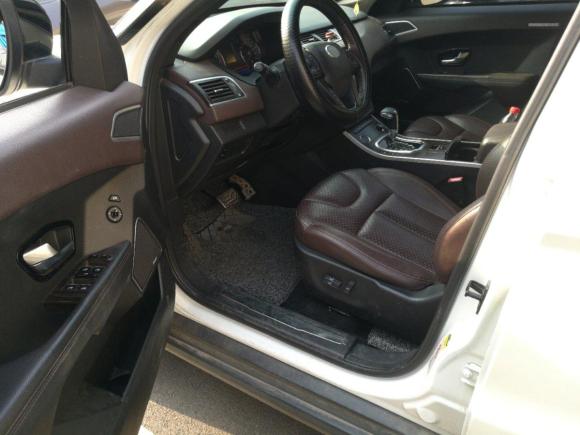 [南京·苏A] 二手陆风陆风X72015款 2.0T 全景尊贵版