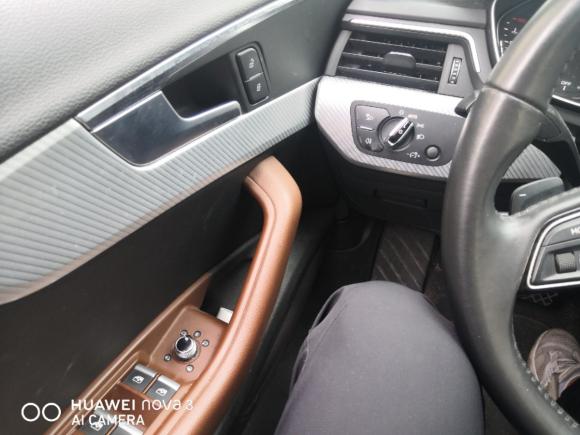 [青岛·鲁B] 二手奥迪奥迪A4L2017款 40 TFSI 时尚型（全景天窗）