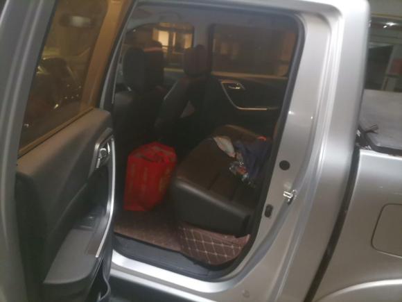 [武汉·鄂A] 二手江铃域虎52018款 2.4T经典版柴油手动四驱豪华型JX4D24A5L