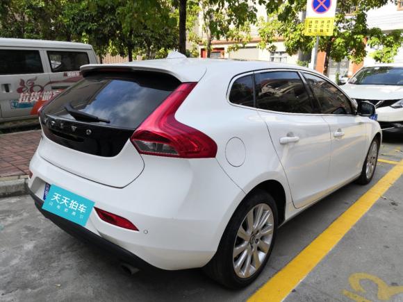 [佛山·粤E] 二手沃尔沃沃尔沃V402015款 1.6T 智雅版