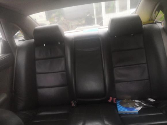 [佛山·粤A] 二手奥迪奥迪A62004款 1.8T 自动基本型