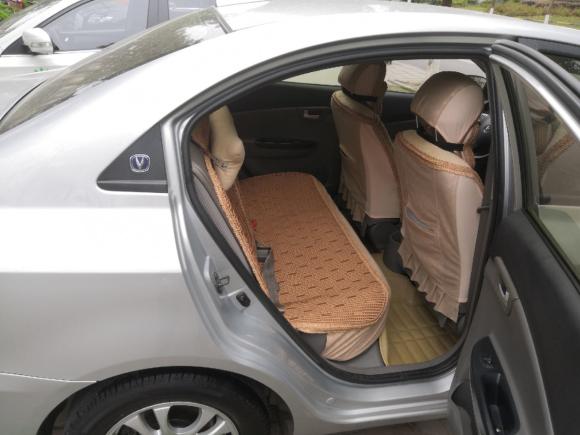 [成都·川A] 二手长安悦翔2012款 三厢 1.5L 手动豪华型