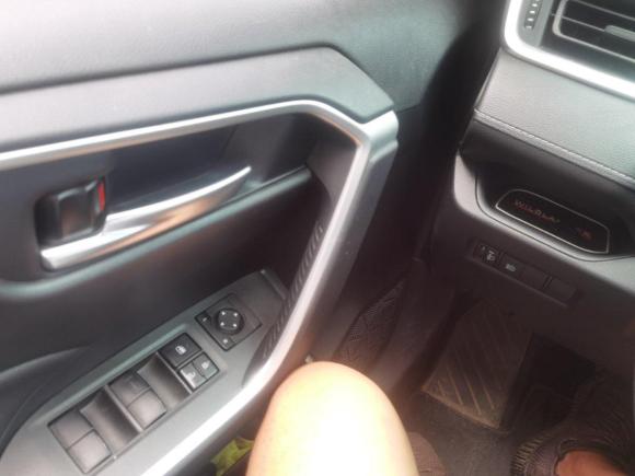 [金华·浙G] 二手丰田威兰达2020款 2.0L CVT两驱豪华版