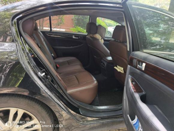 [上海·鄂A] 二手现代劳恩斯2012款 3.0L GDI豪华版