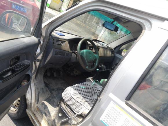 [湖州·浙E] 二手金杯金杯T322017款 1.5L舒适型DLCG14