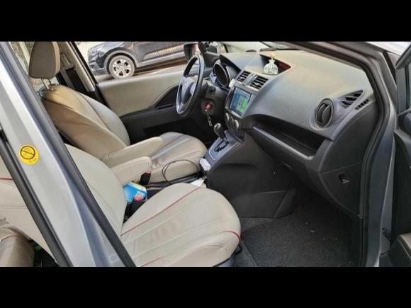 [深圳·粤B] 二手马自达马自达52011款 2.0L 自动豪华型