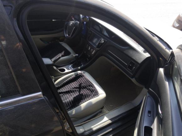 [青岛·鲁Q] 二手北汽绅宝绅宝D502014款 1.5L 手动舒适版