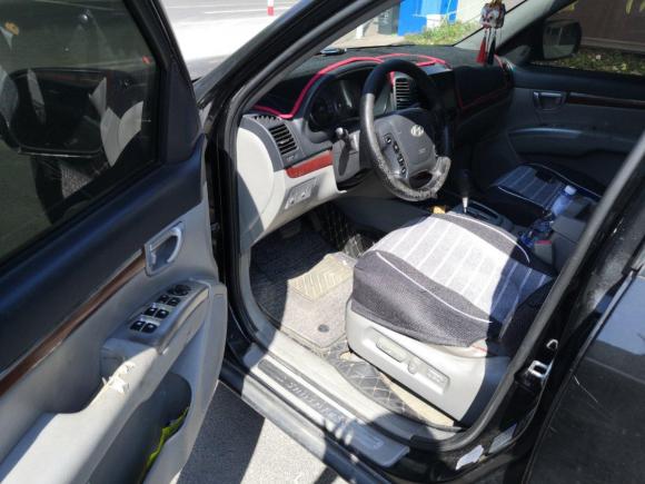 [嘉兴·浙C] 二手现代新胜达2009款 2.7 豪华型