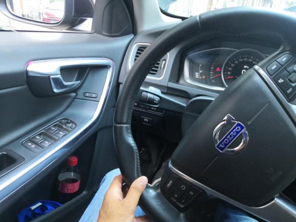 [佛山·粤D] 二手沃尔沃沃尔沃V602014款 改款 T5 智逸版