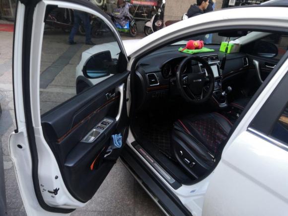 [宁波·皖B] 二手哈弗哈弗H62015款 改款 运动版 1.5T 手动两驱精英型