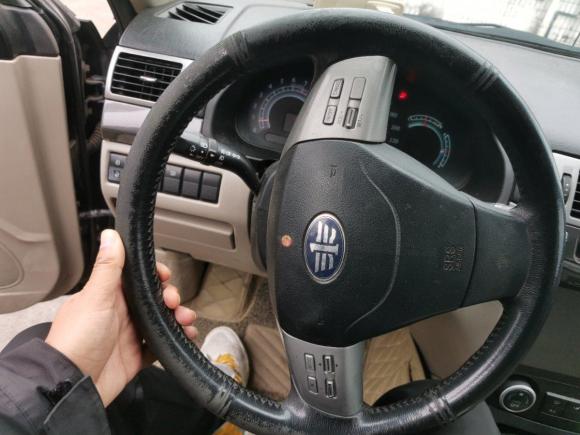 [苏州·苏E] 二手奔腾奔腾B702011款 2.3L 自动特装版