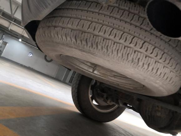 [济南·鲁A] 二手陆风陆风X82012款 探索版 2.0T 柴油4X4豪华型