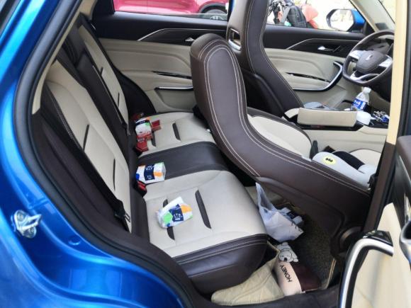 [南京·苏L] 二手奔腾奔腾T772019款 230 TID 自动尊享型米粉版 国V