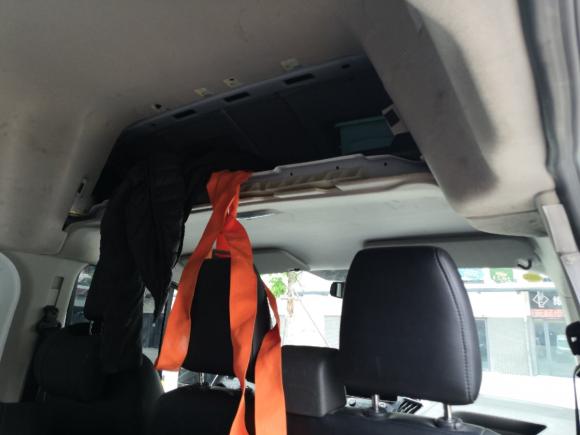 [佛山·粤A] 二手福特全顺2017款 2.0T柴油多功能商用车中轴中顶国V