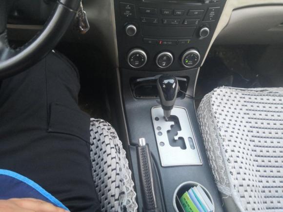 [苏州·苏E] 二手奔腾奔腾B702010款 2.0L 自动舒适型