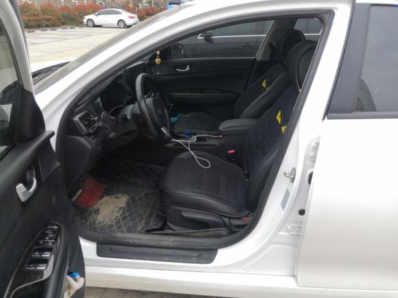 [青岛·鲁B] 二手起亚起亚K52016款 2.0L 自动GLS