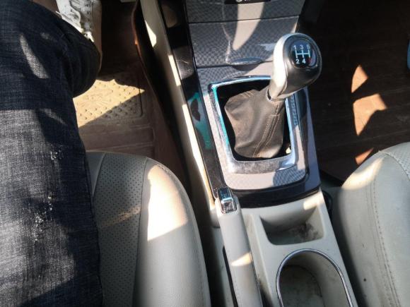 [义乌·浙G] 二手比亚迪速锐2012款 1.5L 手动豪华型